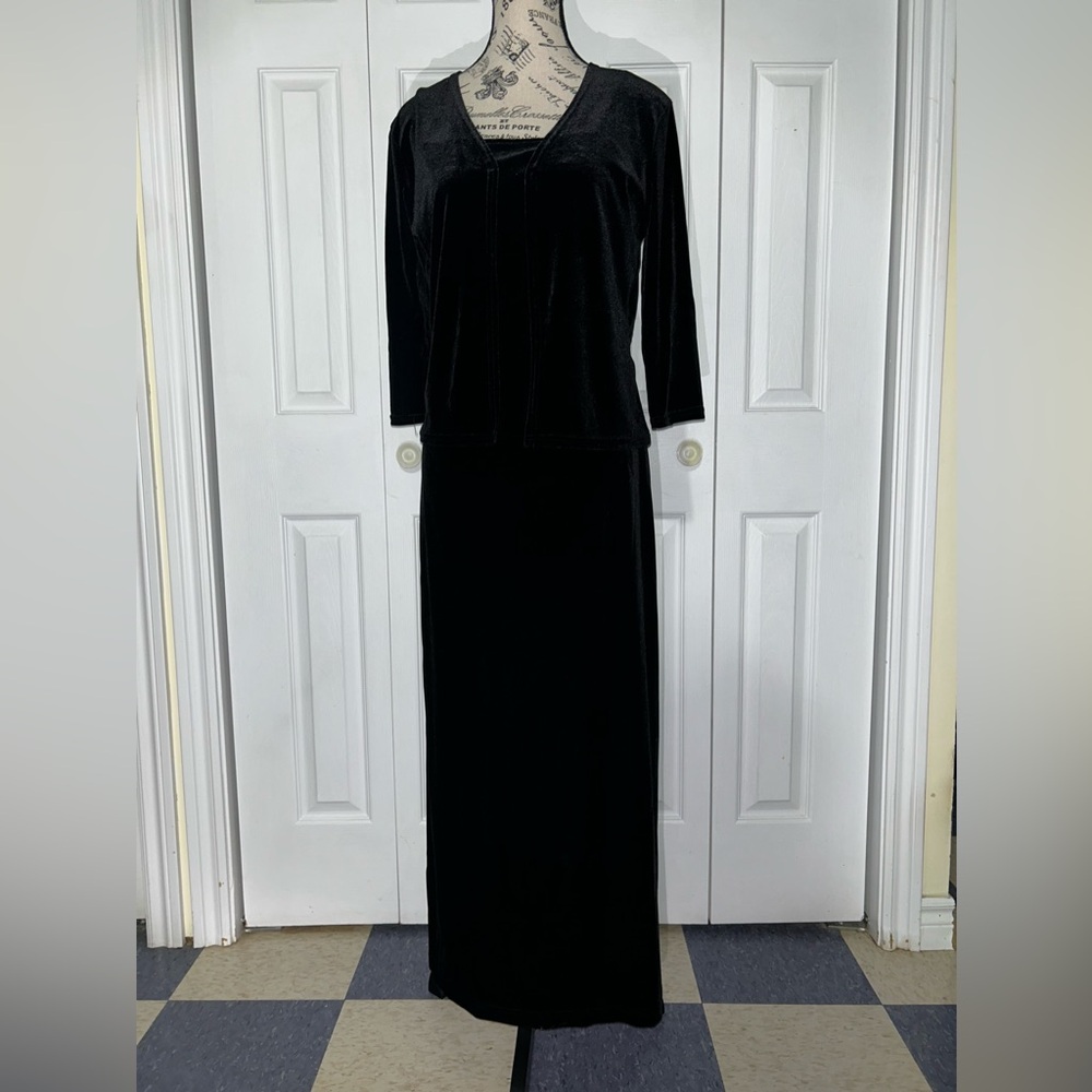 Elegant Black Velvet Two-Piece Set